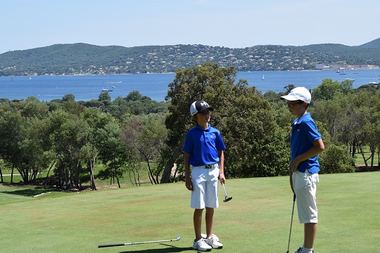 Les jeunes de l'Ecole de golf de Barbaroux aux Championnats du Var à Beauvallon